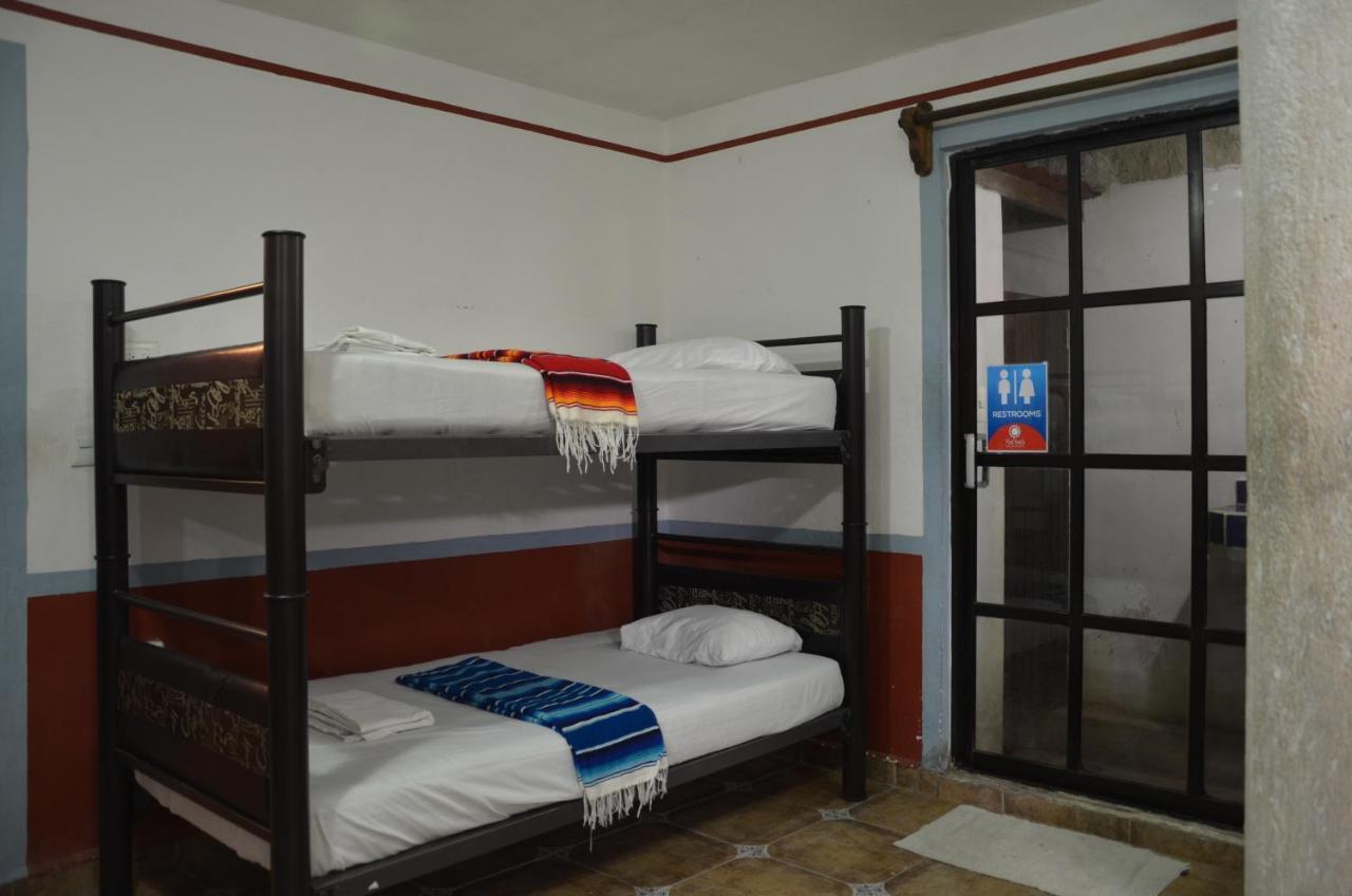 Fiesta Party Hostel - Cancún Exterior foto