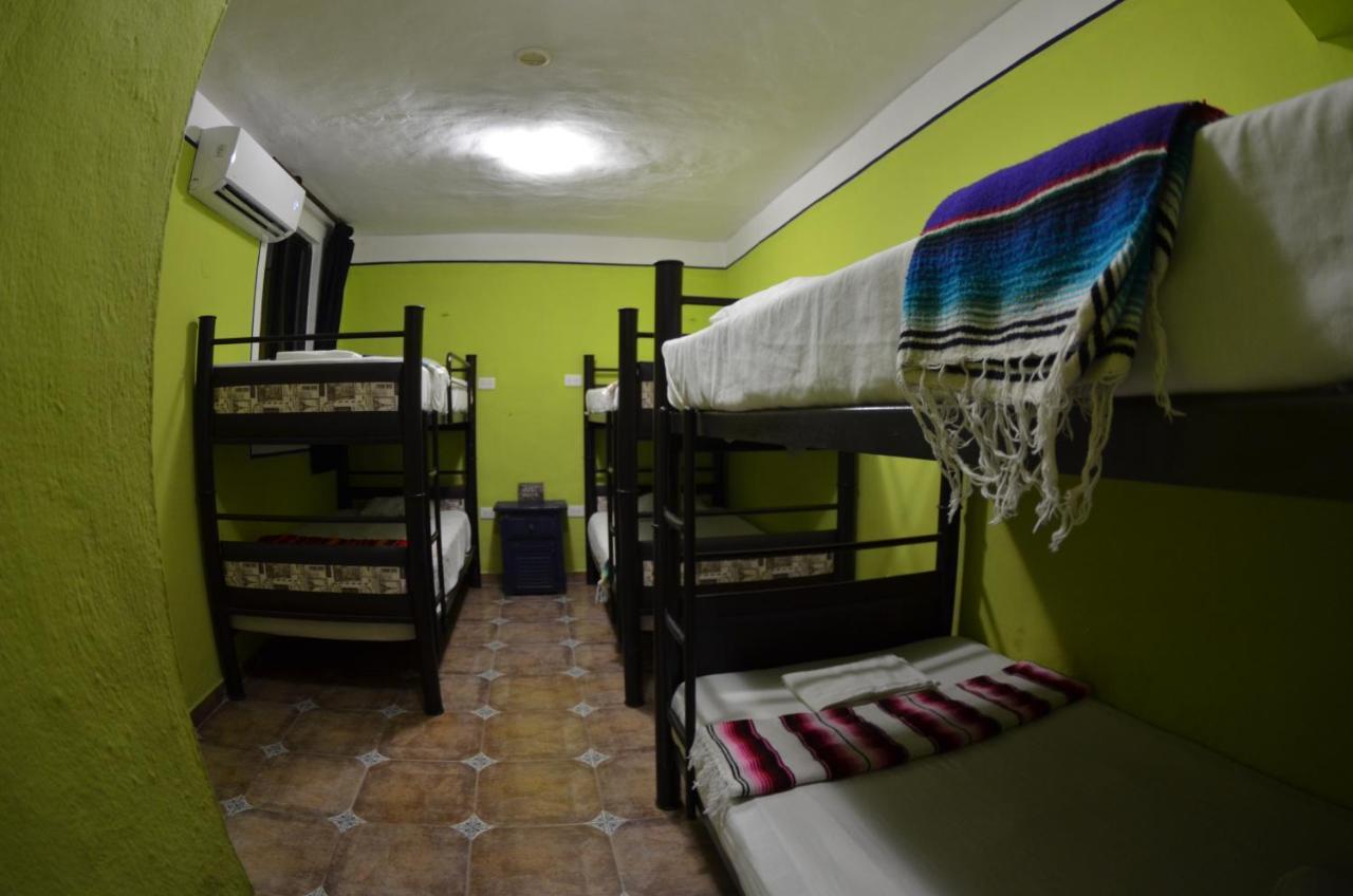 Fiesta Party Hostel - Cancún Exterior foto
